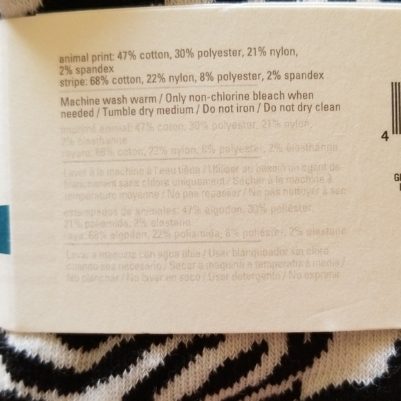 Old Navy Socks Animal Print - Picture 4 of 4